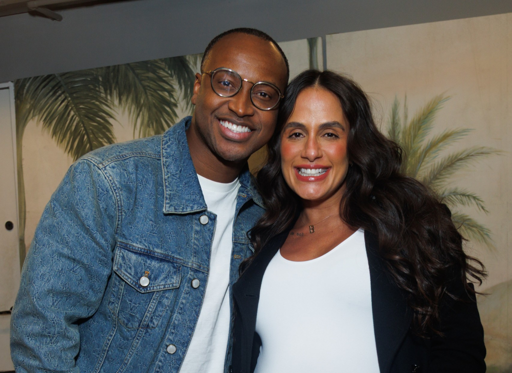 Thiaguinho E Carol Peixinho