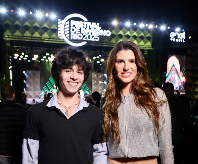 Tulio Linare E Valentina Rezende