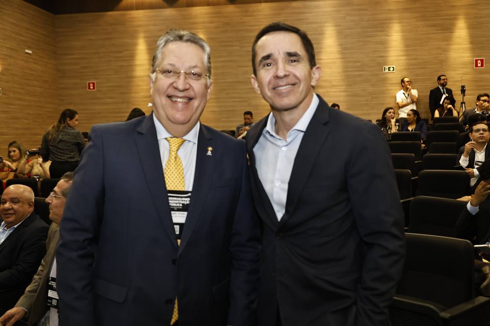 Valdomiro Távora E Júlio Sariva