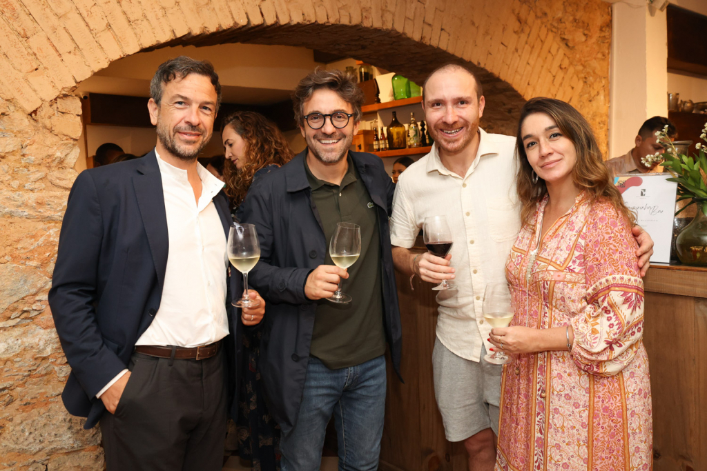 Victor Vasquez, Federico Penna, César Carrijo, Adriana Venturini