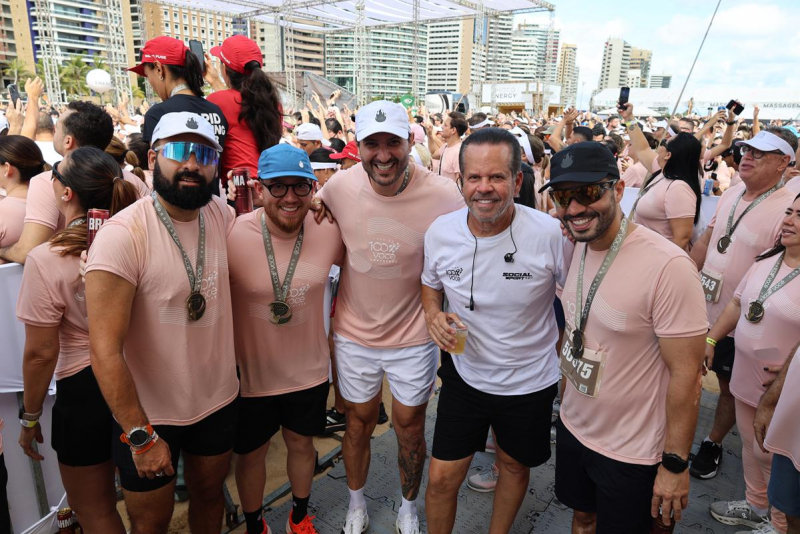 Energia Contagiante - Bell Marques comanda manhã de música e esporte na orla de Fortaleza com a Corrida 100% Você