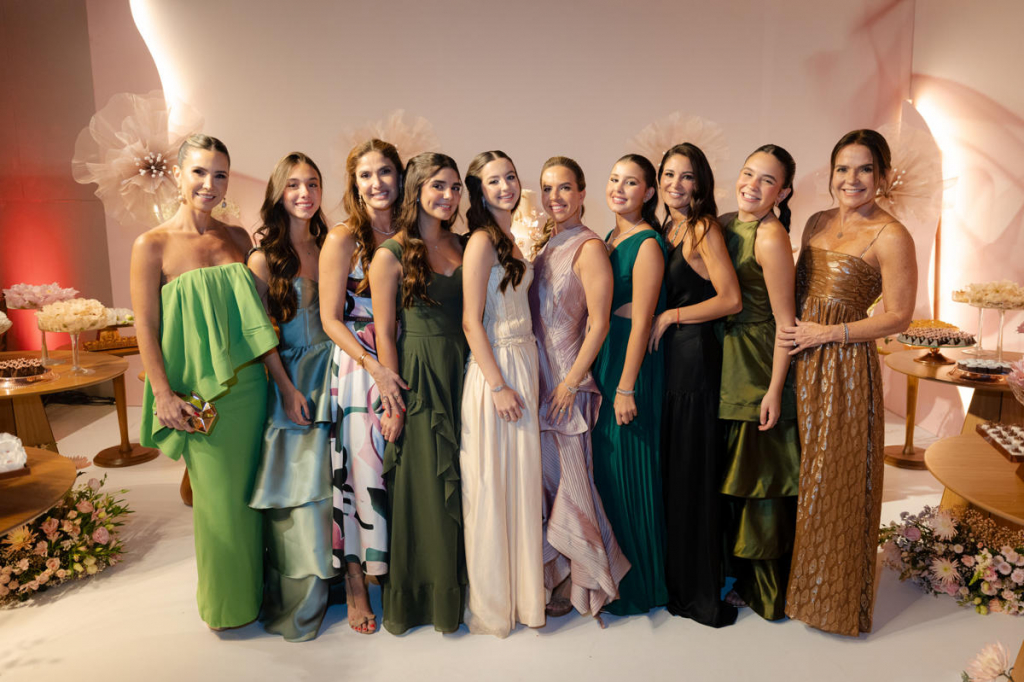 15 Anos De Tais Rolim (3)