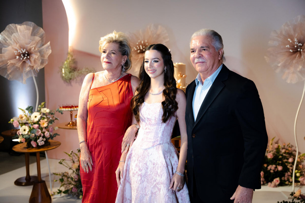 15 Anos De Tais Rolim (5)