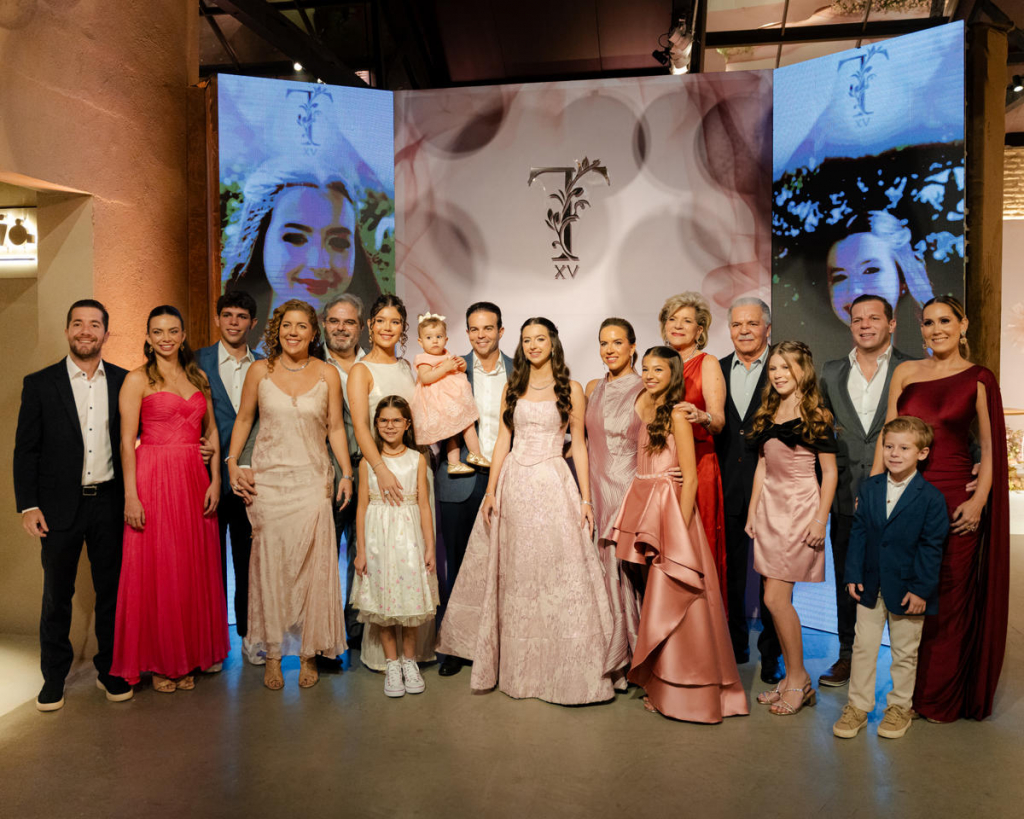 15 Anos De Tais Rolim (6)