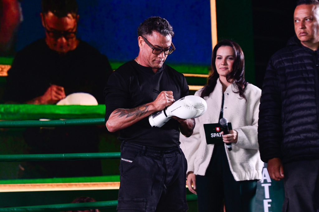 Acelino Popó De Freitas (2)