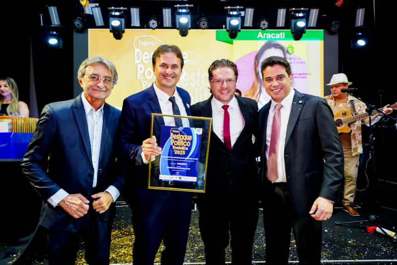Melhores prefeitos do CE - Prefeitos de 41 municípios cearenses são homenageados no Prêmio Destaque Político 2025