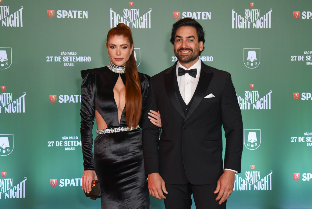 Amanda Gontijos E Noivo 12363