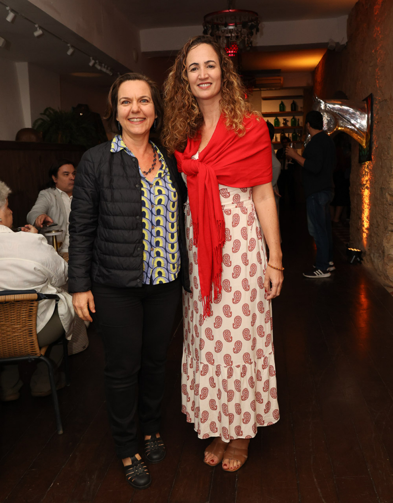 Ana Luiza De Faria E Sophie Barbara