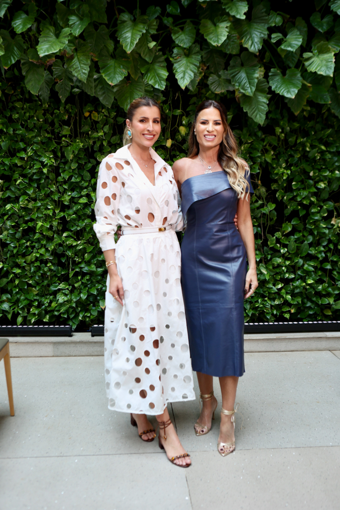 Ana Paula E Dandynha Barbosa