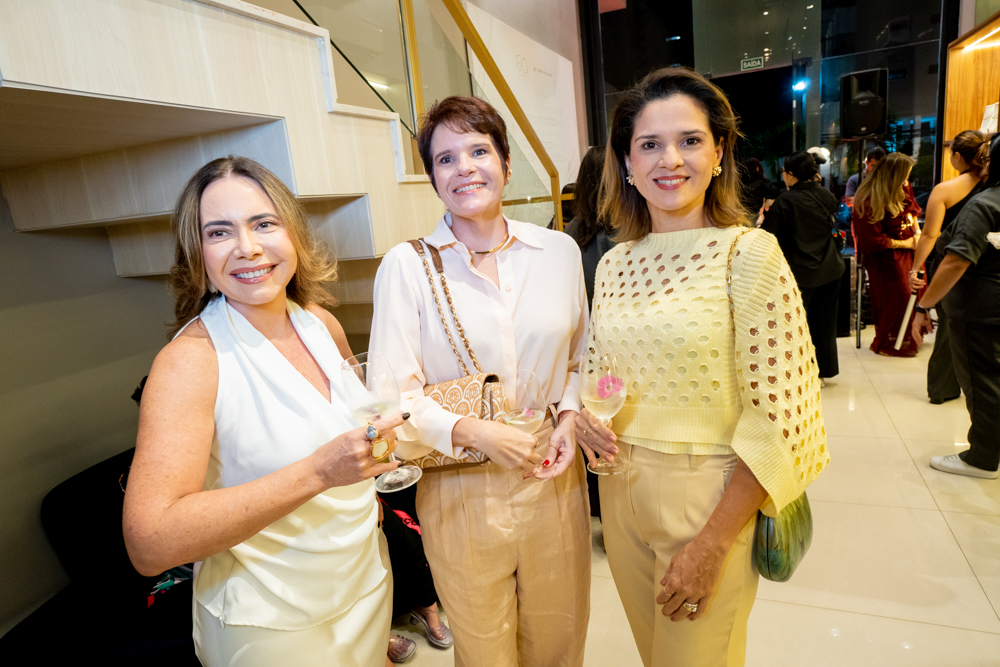 Analiana Arrais, Cybele Pinheiro E Sara Pinheiro