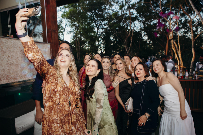 Parabéns na serra - Niedja Bezerra brinda à nova idade com big festa em Guaramiranga