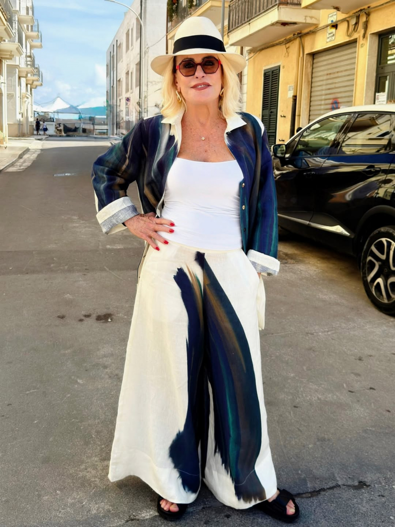 Aqui Em Polignano A Mare O Sol Parece Que Brilha Diferente… O Clima Abraça A Gente Mesmo. E Olha (3)