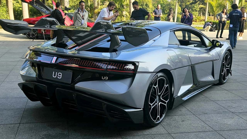 Byd Yangwang Plataforma E4