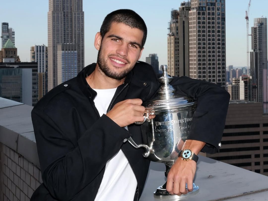 Alcaraz supera Sinner e reassume liderança mundial após US Open