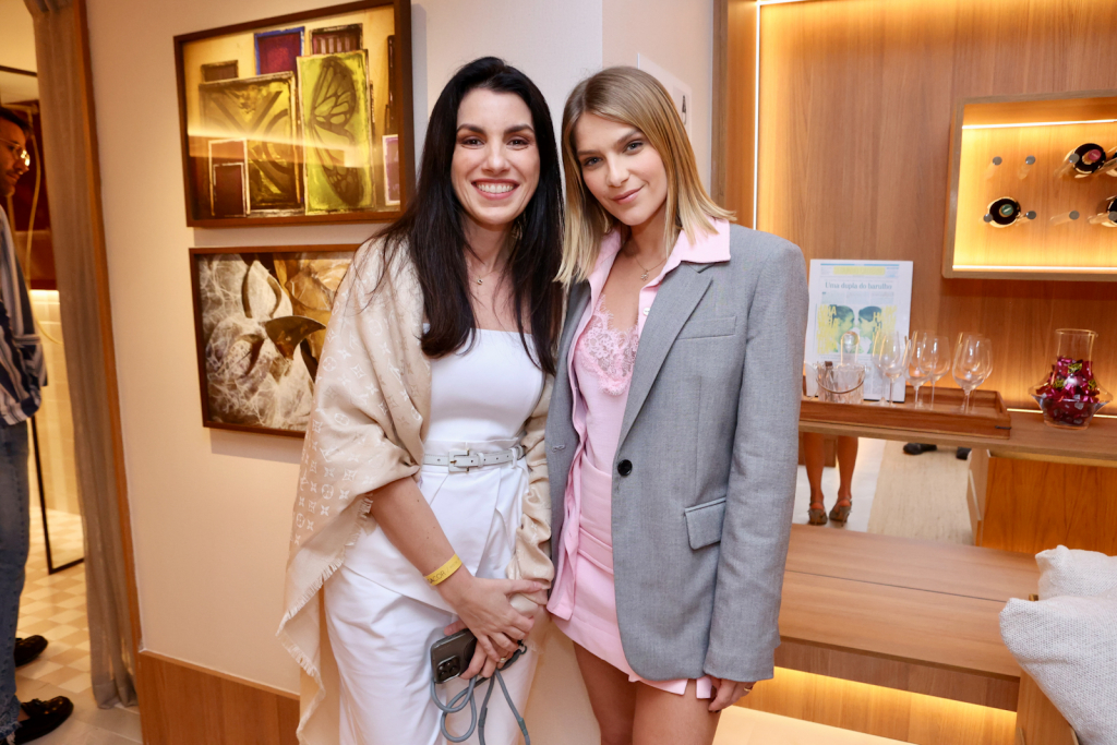 Claudia Infante E Isabela Santoni