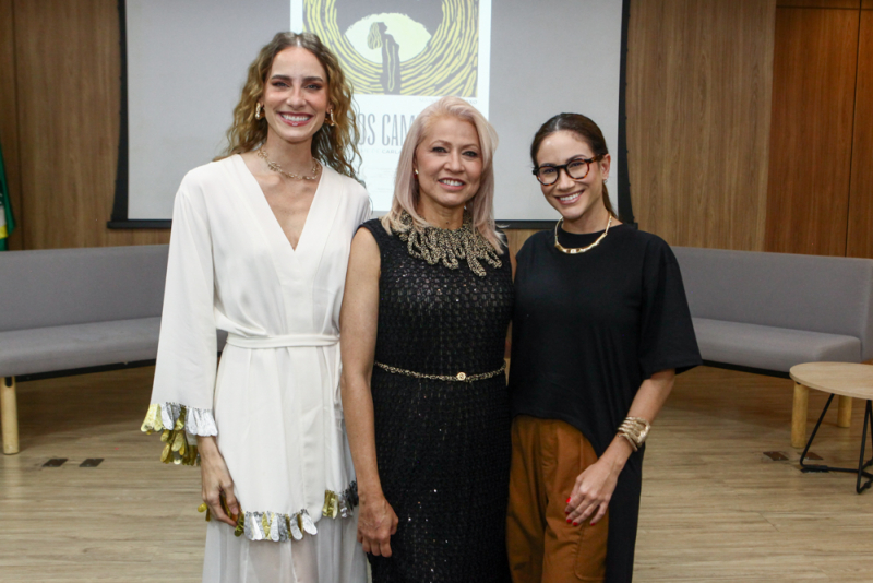 Noite de cinema - Cineasta Carla Di Bonito reúne convidados para encontro cultural em torno do filme “Nossos Caminhos”