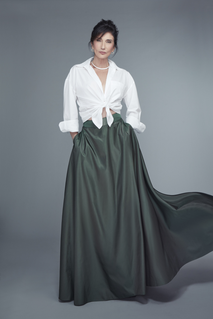 Db Divulgacao Clique 03 (modelo Zizi Possi) 0211 (2)