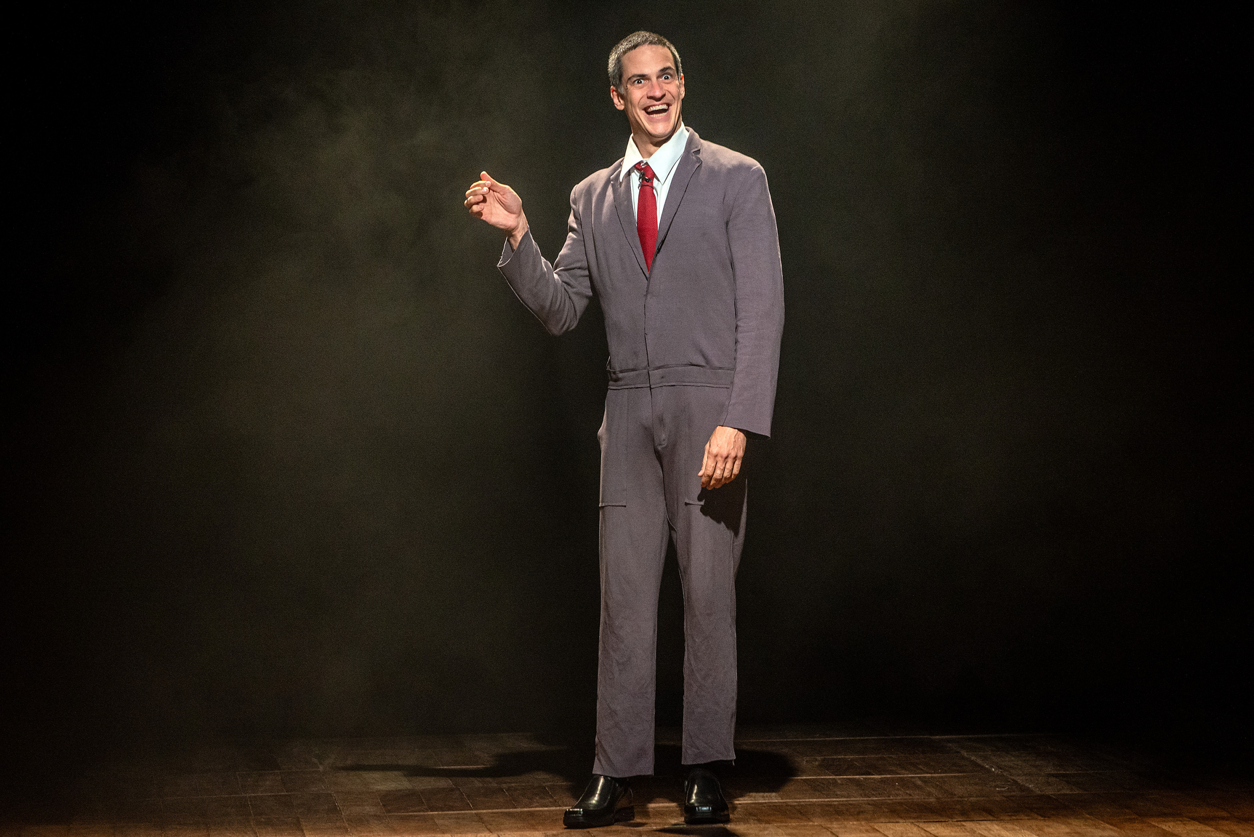 Mateus Solano apresenta o monólogo “O Figurante” em Fortaleza