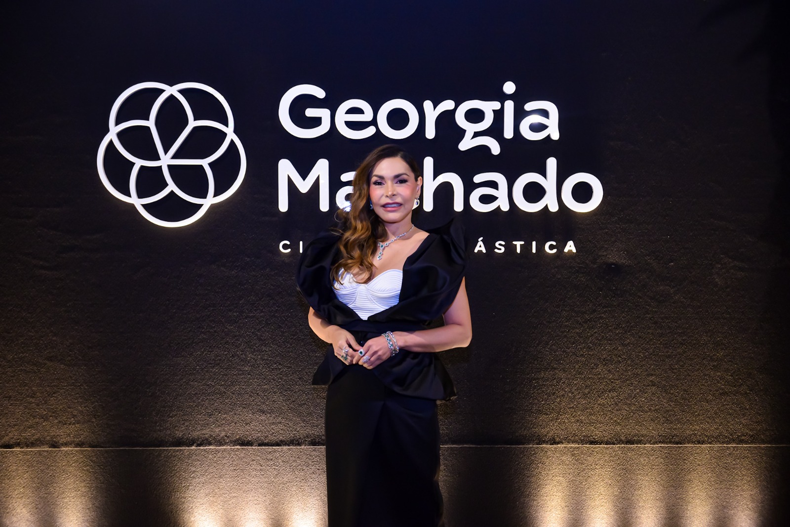 Coquetel e palestra de Cíntia Chagas marcam os 2 anos do Espaço Georgia Machado