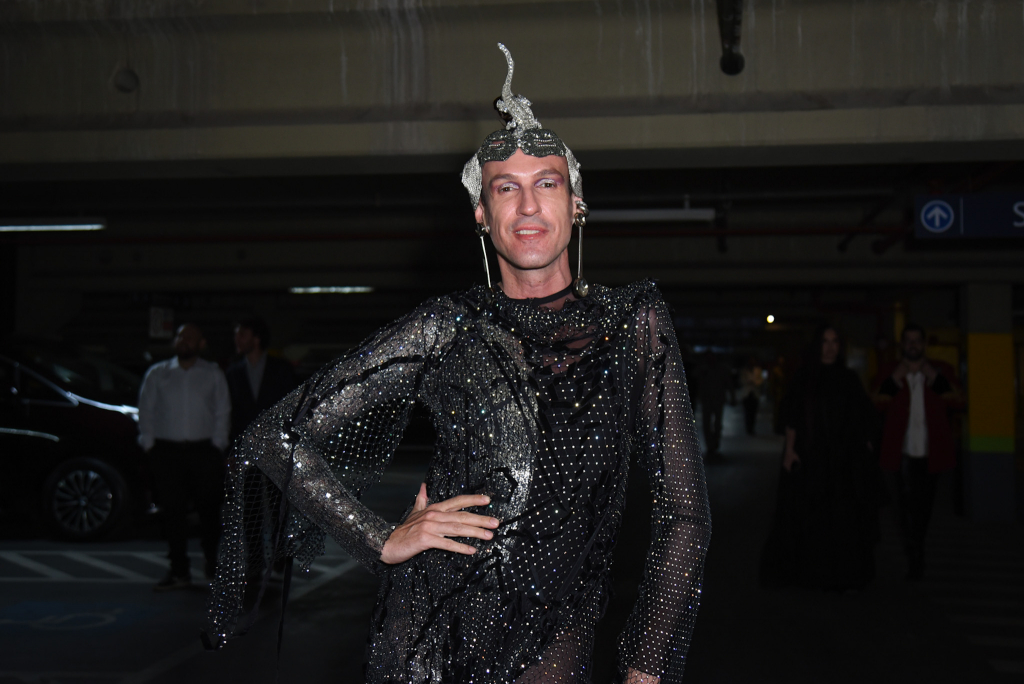 Dudu Bertholini E Namorado 10883