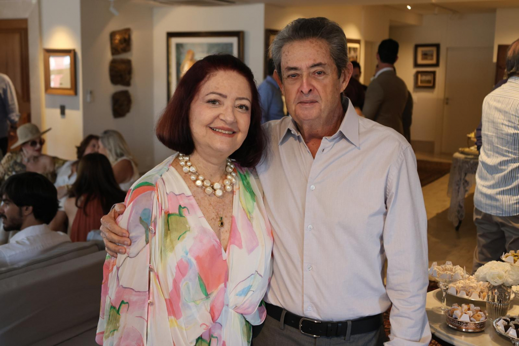 Ediane Carneiro E Raul Carneiro