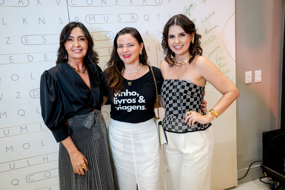 Eliane Gomes, Christiane Diógenes E Eloisa Gomes