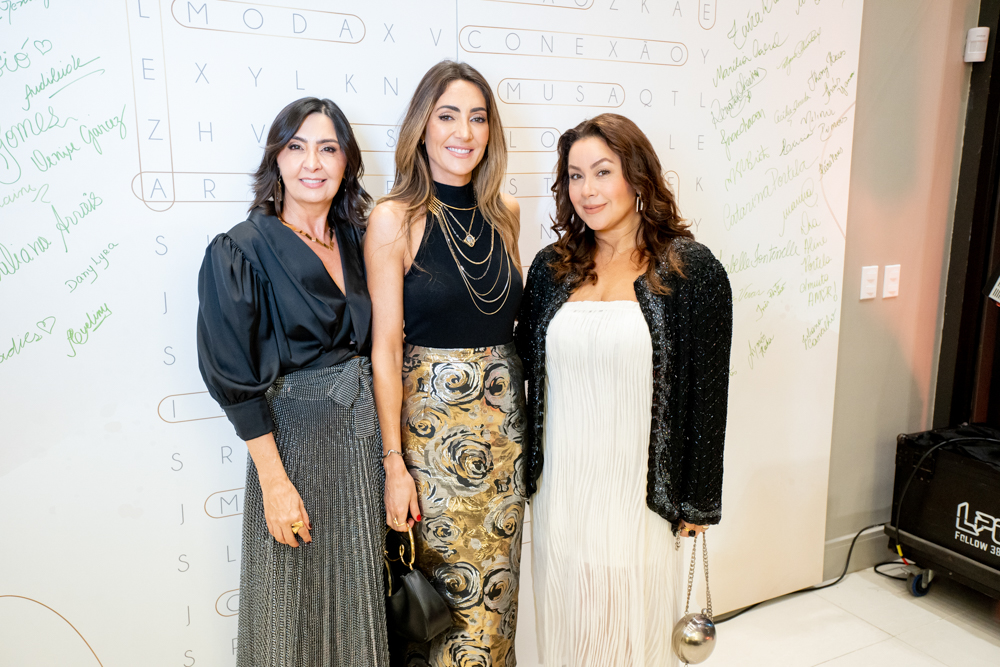 Eliane Gomes, Maria Dolores E Andréa Cerqueira