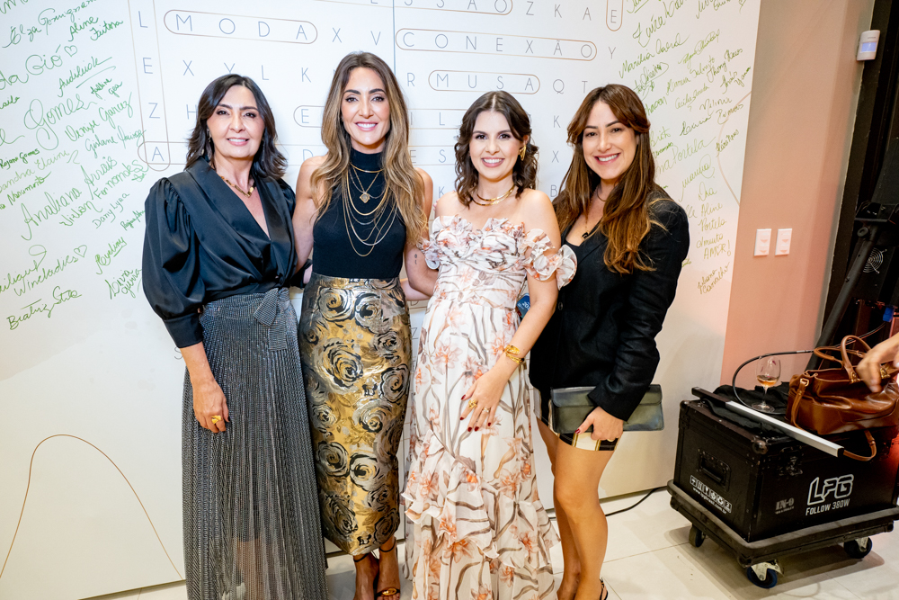 Eliane Gomes, Maria Dolores, Eloisa Gomes E Camila Coutinho (2)