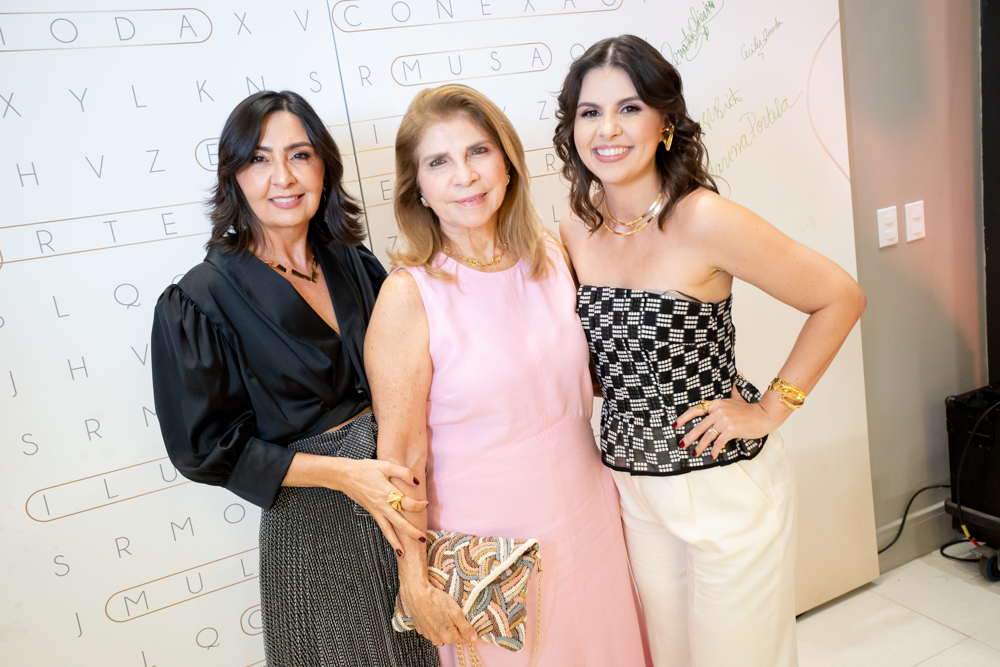 Eliane Gomes, Socorro Brito E Eloisa Gomes