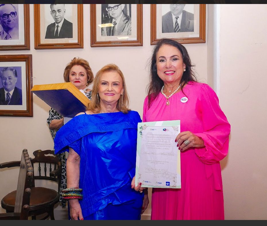Eliane Mattos E Ana Luiza Costa Lima