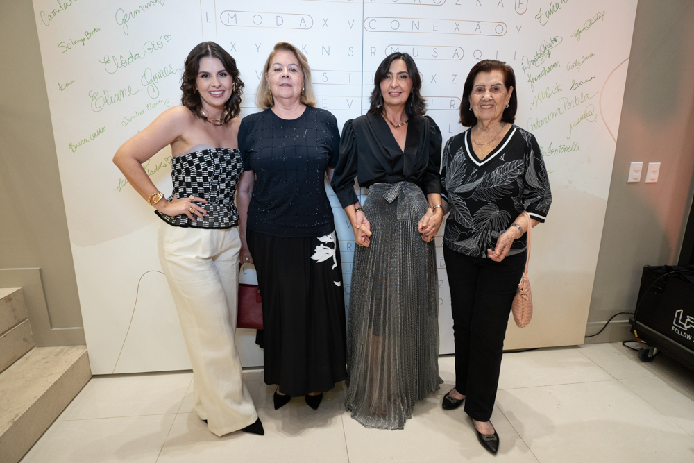Eloisa Gomes, Sônia Alves, Eliane Gomes E Elza Gemignani