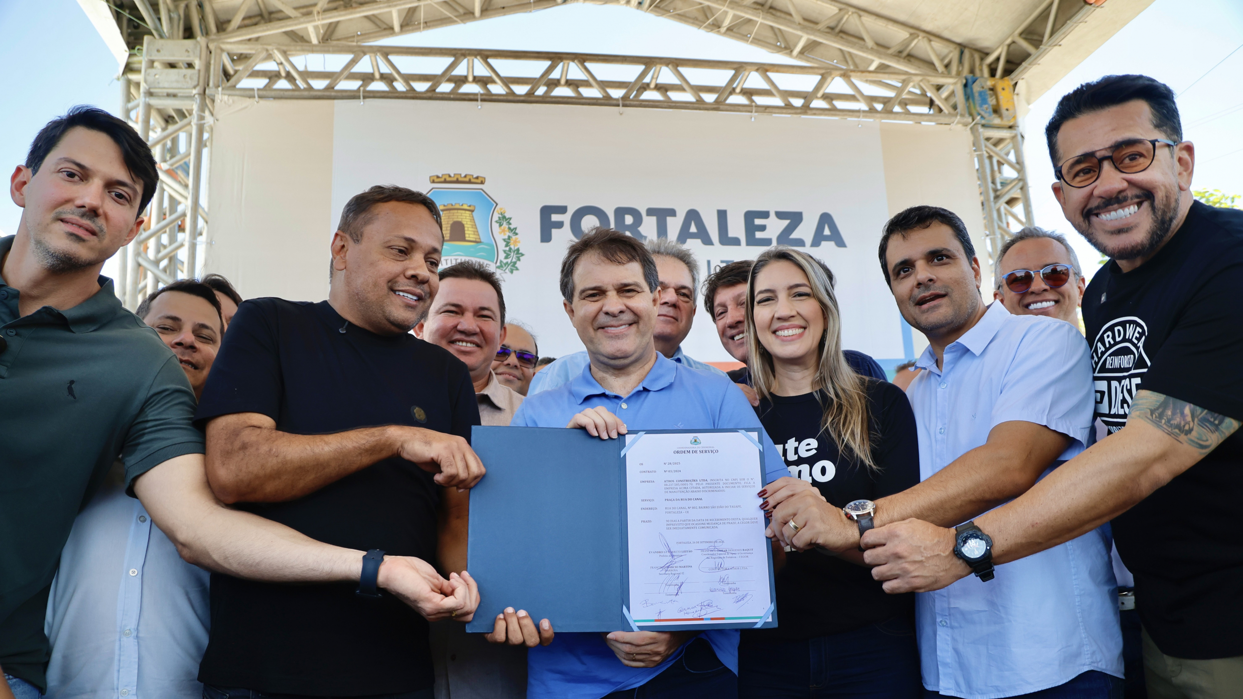 Evandro Leitão apresenta nova vistoria digital de veículos e autoriza obra de lazer