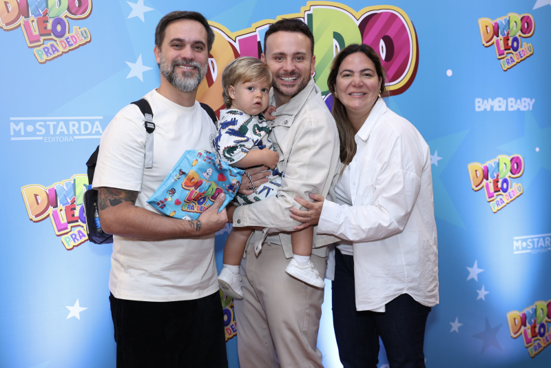 diversão em Família - Sábado de cinema: pré-estreia de “Dindo Léo pra Dedéu” reúne celebridades e seus filhos no Rio