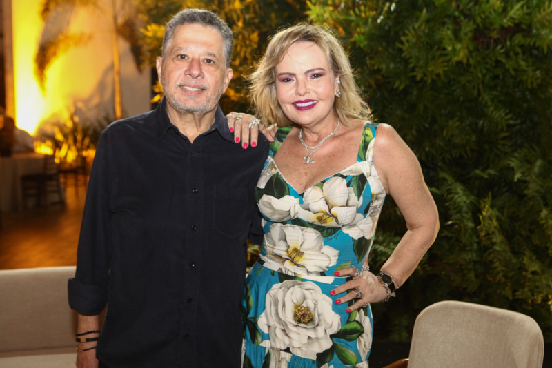 Sessão Parabéns - Adriano Fiúza comemora 60 anos em grande festa no La Maison