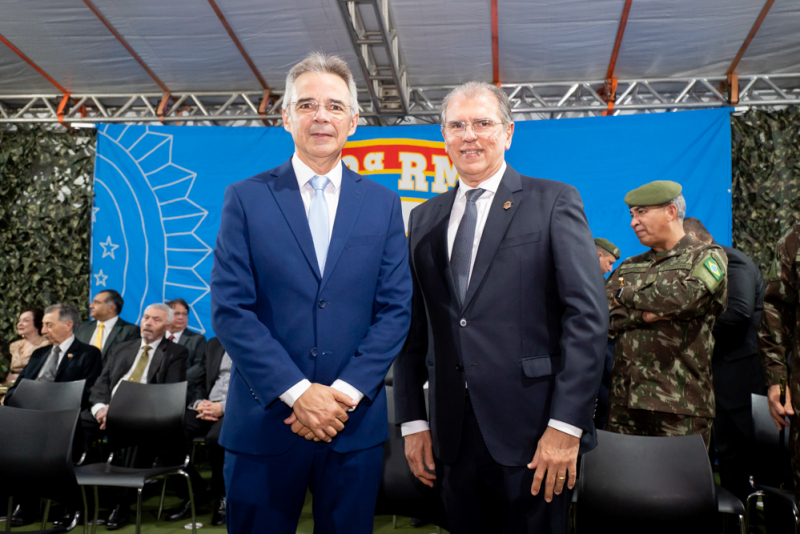 Transição solene - General Ivon Barreto Leão toma posse como comandante da 10ª Região Militar em Fortaleza