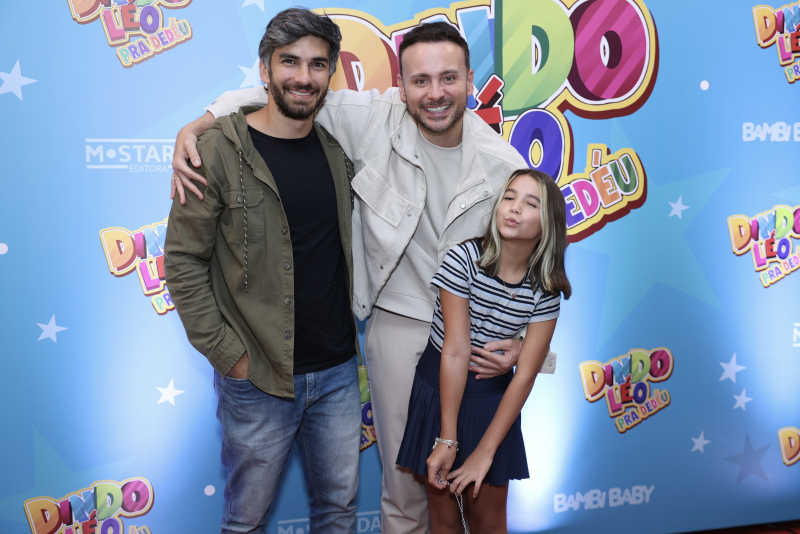 diversão em Família - Sábado de cinema: pré-estreia de “Dindo Léo pra Dedéu” reúne celebridades e seus filhos no Rio