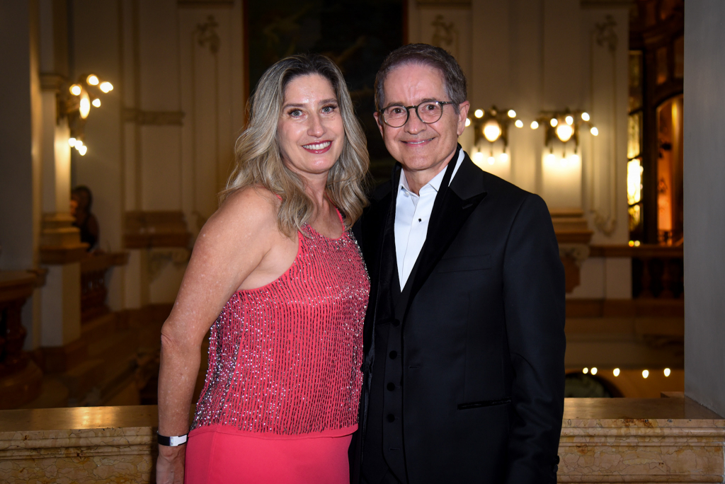 Carlos Tramontina E Esposa