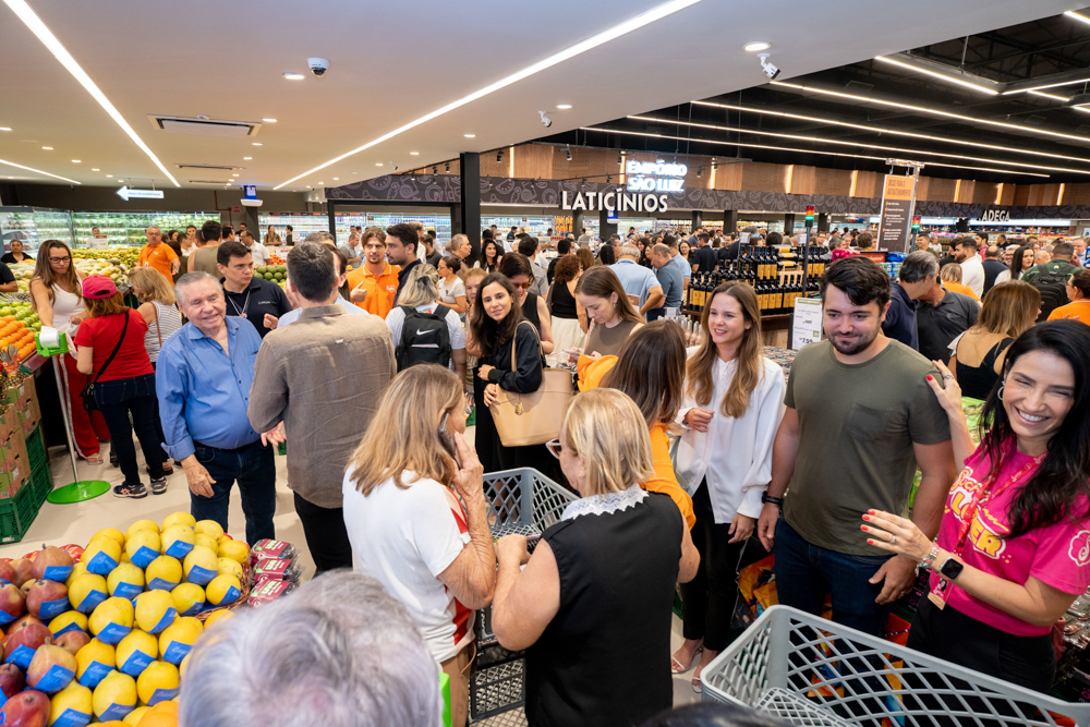 Inauguração São Luiz Supermercado Da Av. Antônio Sales (38)