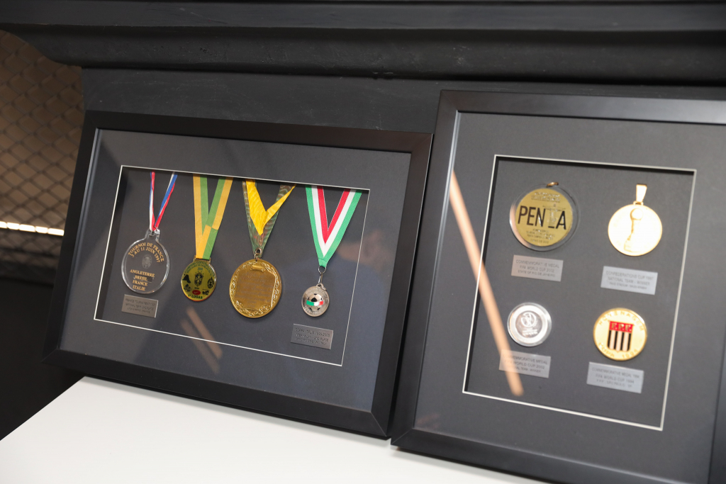 Itens Pessoais E Medalhas De Ronaldo Nazario (2)