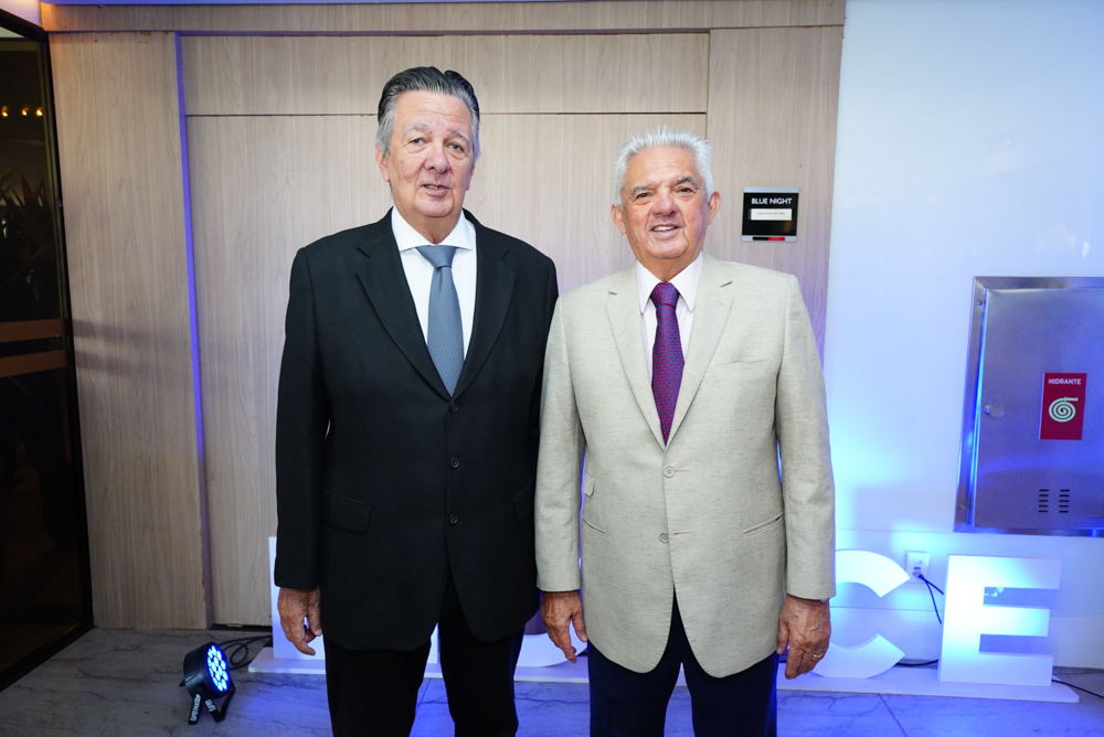 João De Sá Cavalcante E Tales De Sá Cavalcante