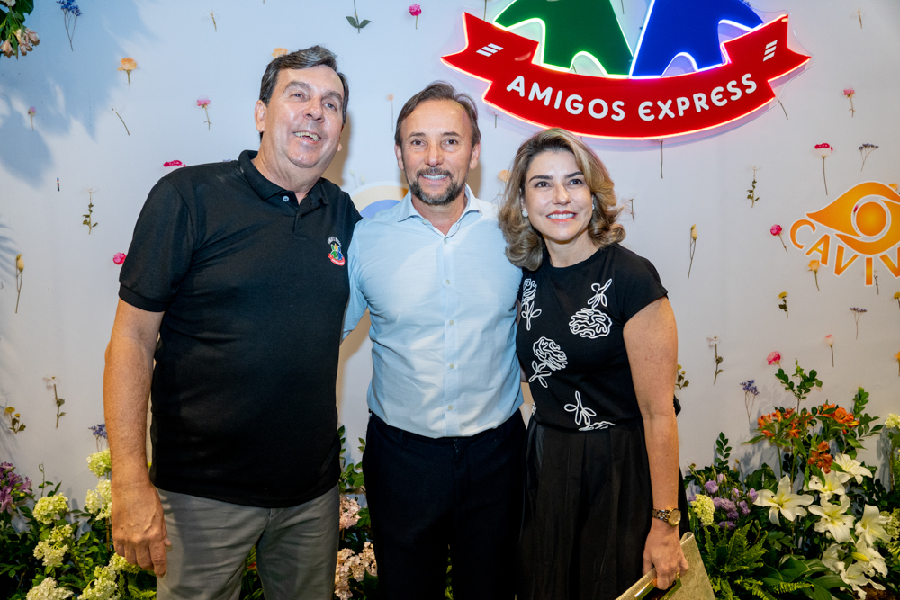 João Mendonça, Marcos E Fernanda Barriviera