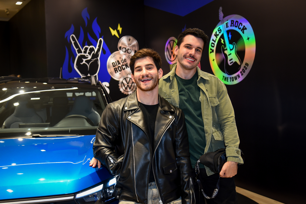 Klebio Damas E Namorado 8370