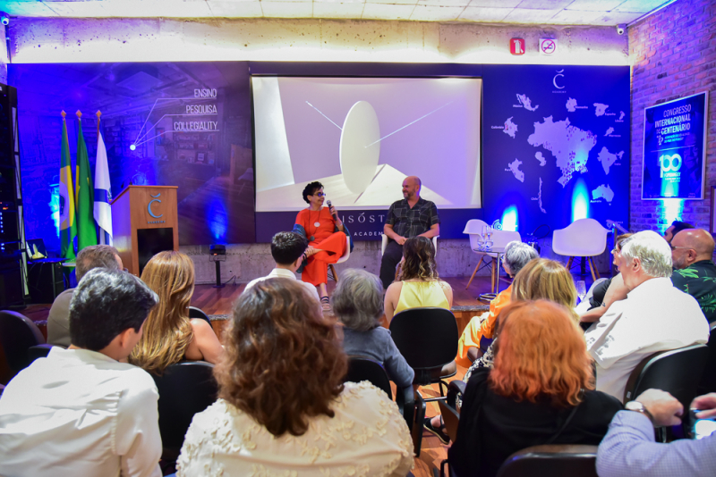 La Femme Bateau - Manoela e Márcio Crisóstomo abrem as portas do Crisóstomo Medical Center para exibição do curta “A Mulher Barco”