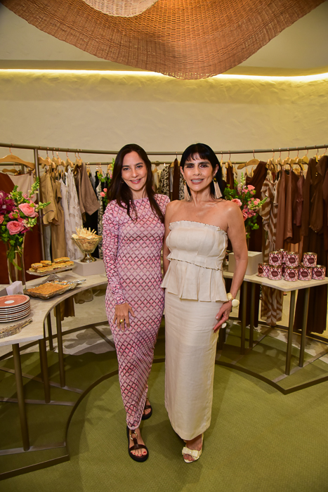 Lara E Angela Romcy (1)