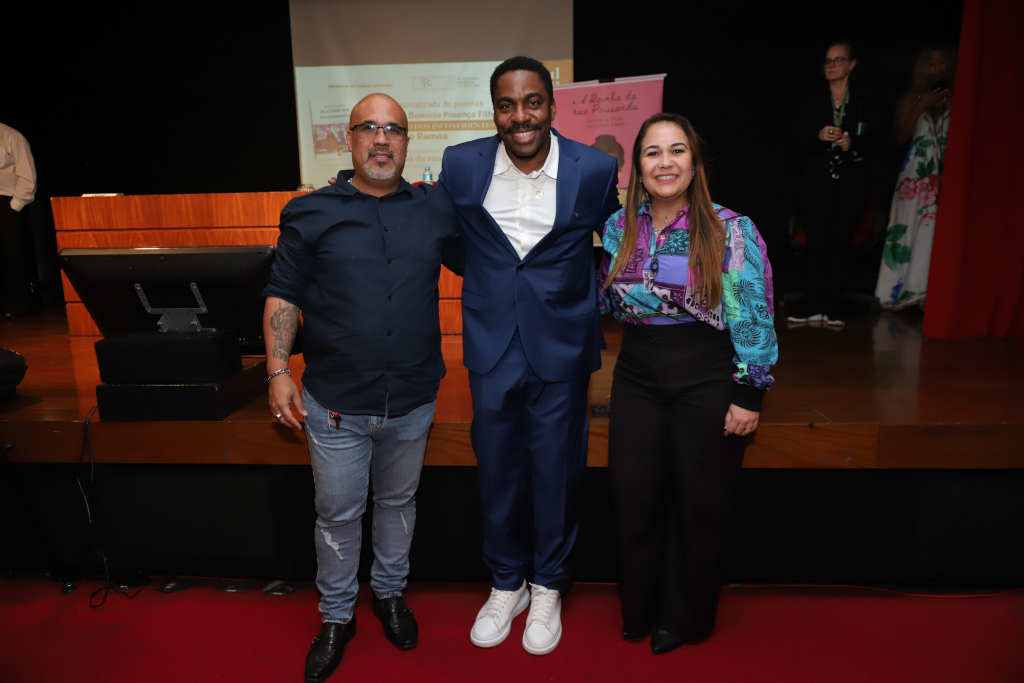 Lázaro, Midori E Mitsuo