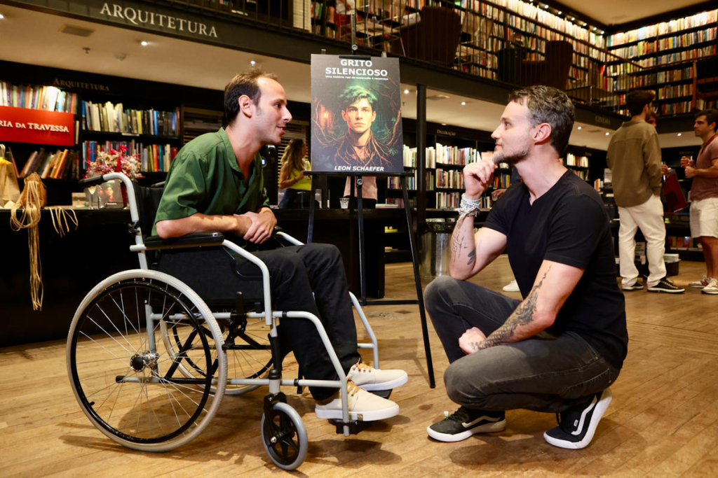 Leon Schaefer E Mickael Noah (2)