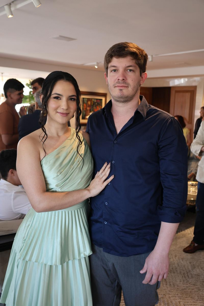 Leticia Alves E Gabriel Boto