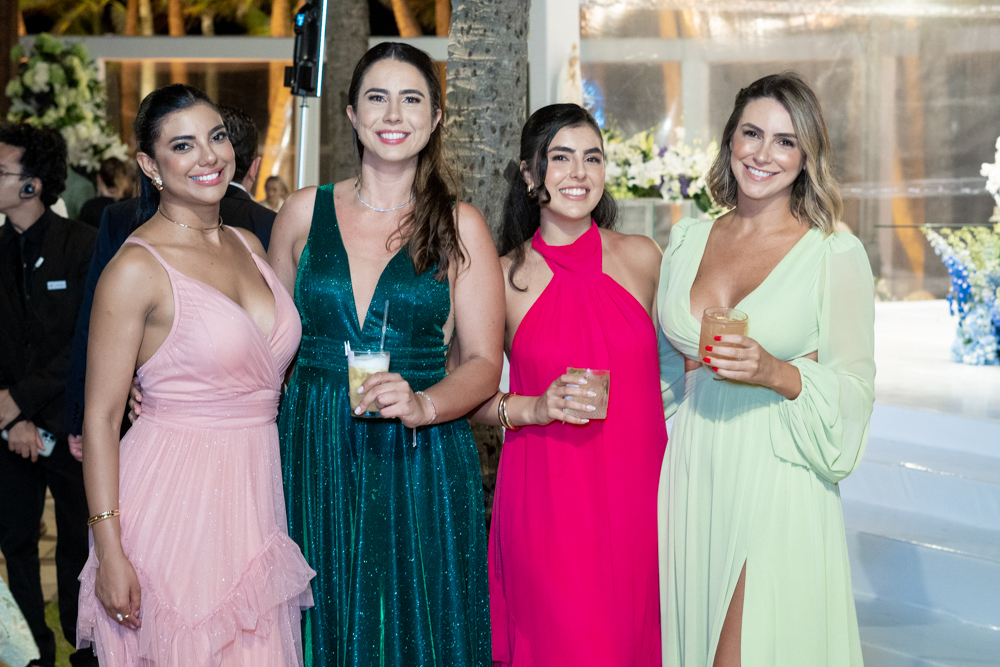 Lidiane Sauza, Izabela Ludovico, Isabella Delazari E Isabella Fields (5)