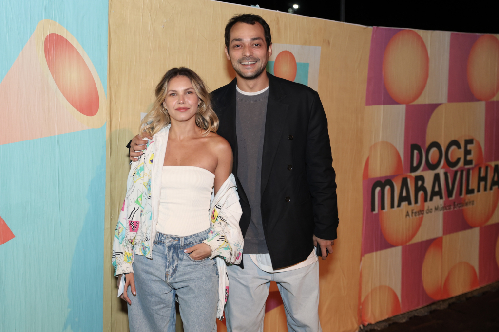 Louise D’tuani E Eduardo Sterblitch