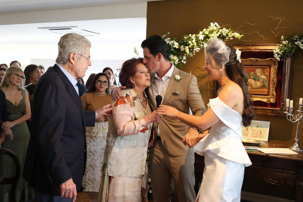 Lúcio Carneiro, Ana Virgínia Carneiro, Eduardo Carneiro E Georgia Busgaib (2)